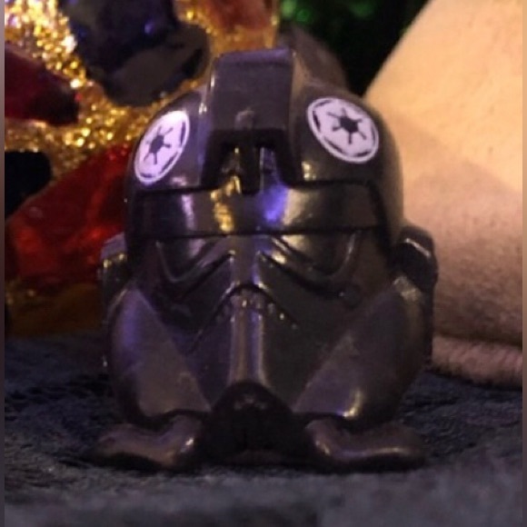 Tie Fighter “Kinder Egg Surprise” Star Wars Toy Bust - Picture 1 of 2